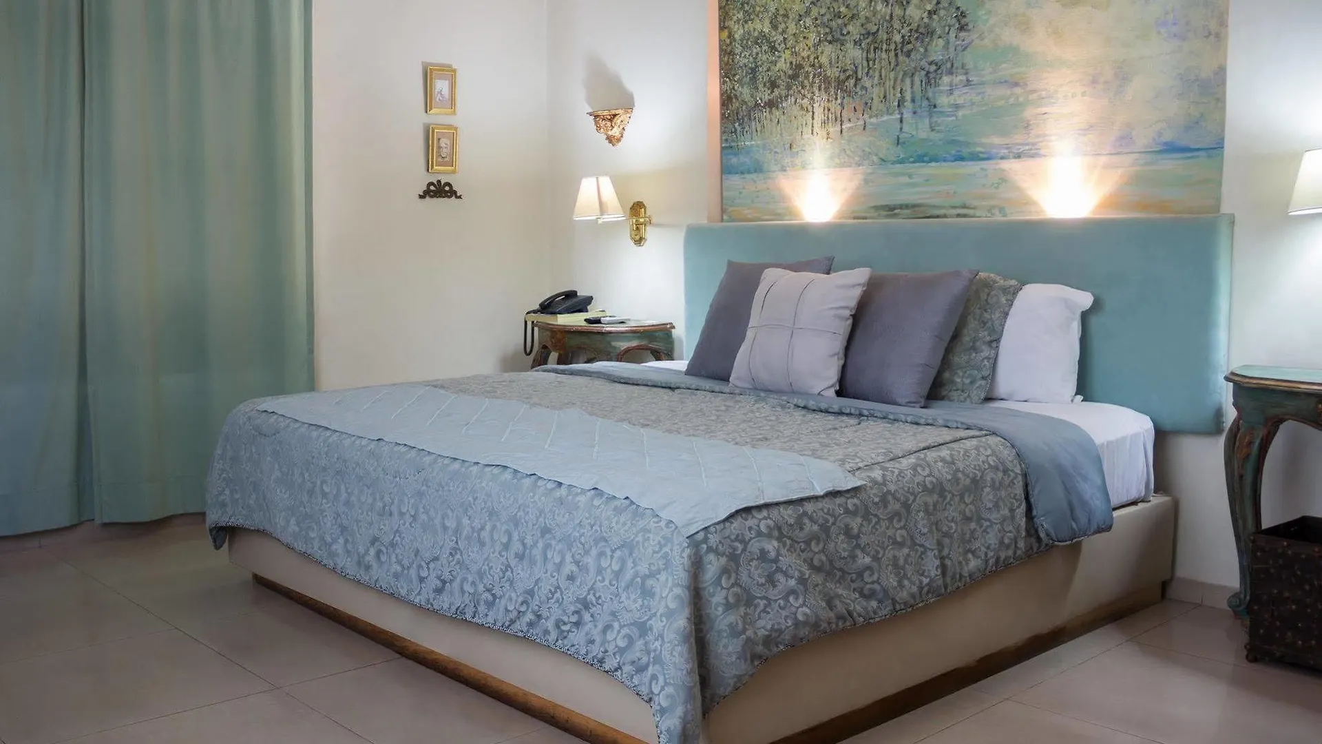 Hotel Casa Madonna La Providence Guadalajara México